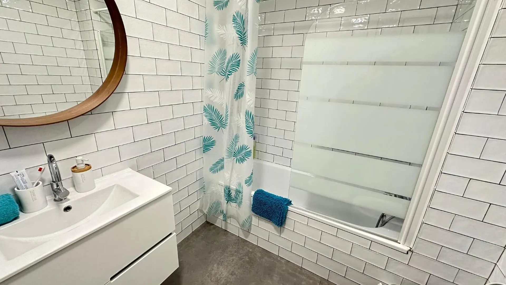 Alojamiento Parrales Barcelona Bed & Breakfast